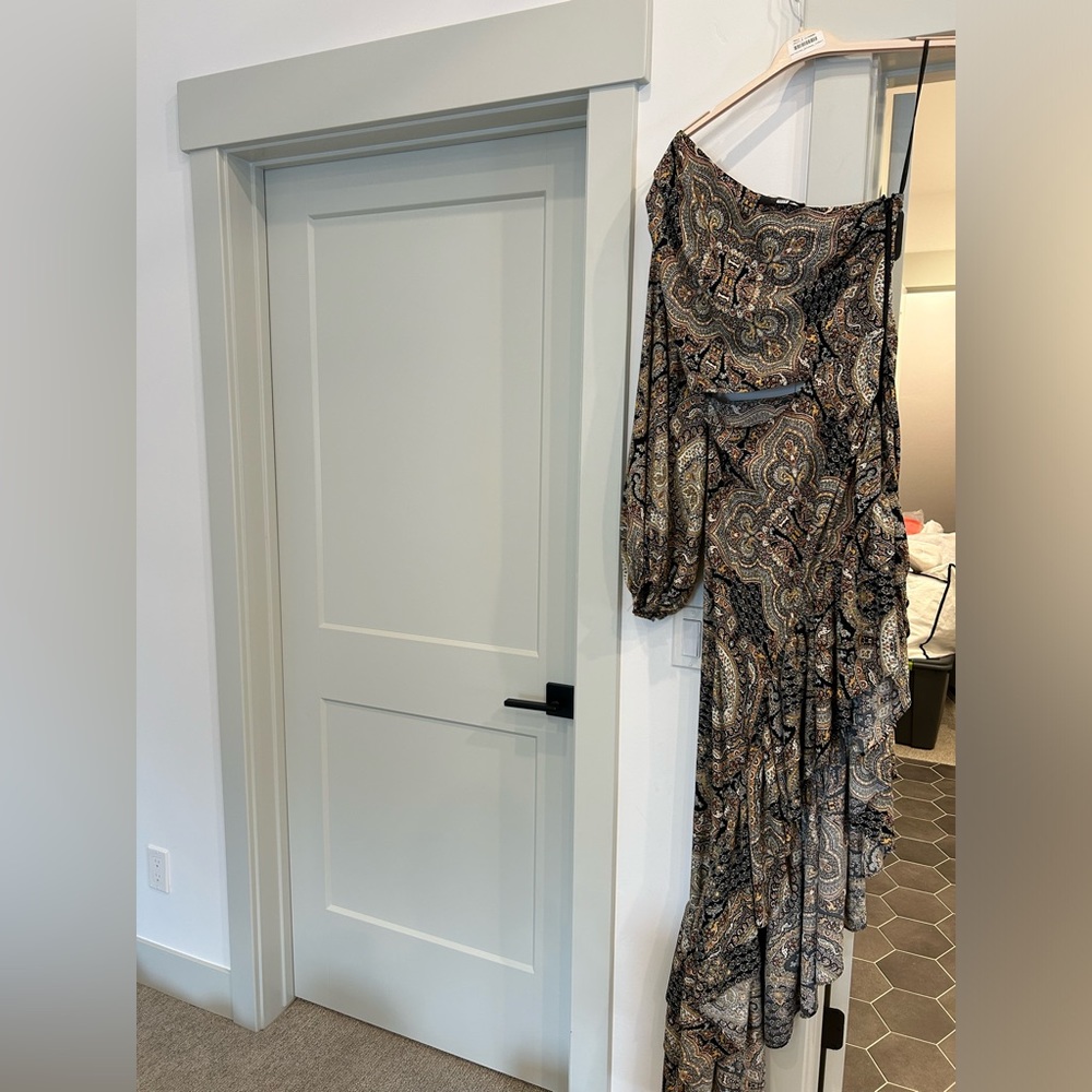Bronx and Banco Asymmetrical Paisley Dress - Black and Gold - Picture 4 of 11